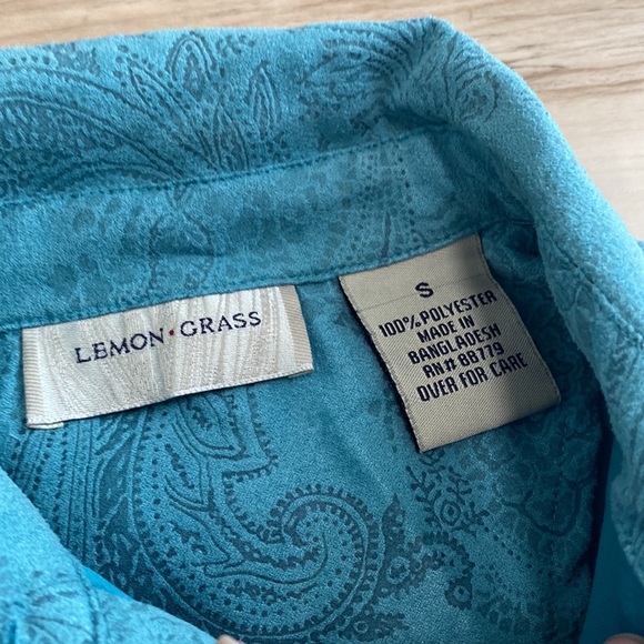 Lemon Grass Womens S Blue/Green Embossed Button Up Front Long Sleeve Shirt. - Picture 10 of 11